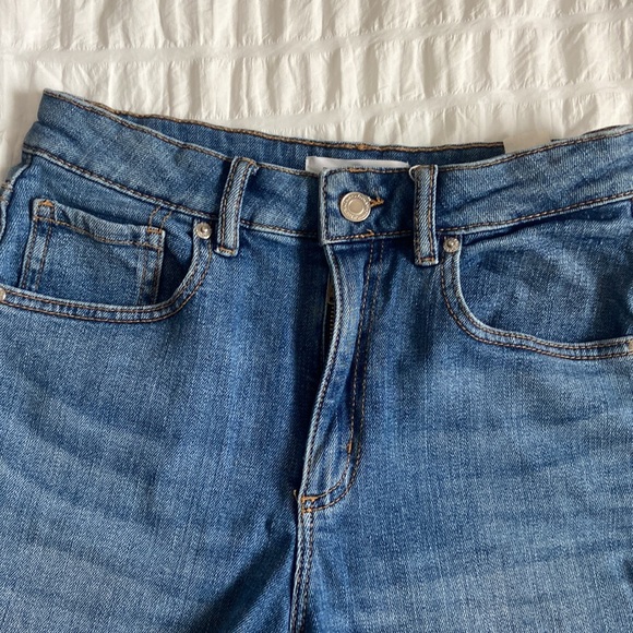 Dynamite high rise jean shorts size 25 - Picture 4 of 4